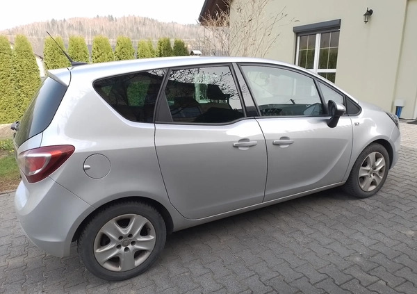 Opel Meriva cena 25700 przebieg: 159000, rok produkcji 2014 z Chorzów małe 137